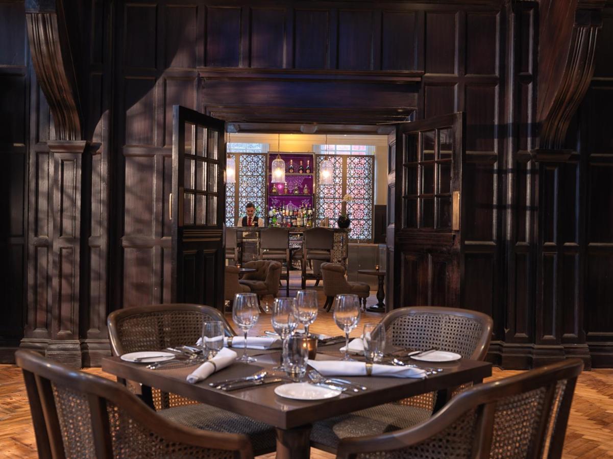 Отель The Lalit Лондон Удобства фото The restaurant